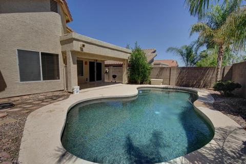 1011 E Hiddenview Dr, Phoenix, AZ 85048