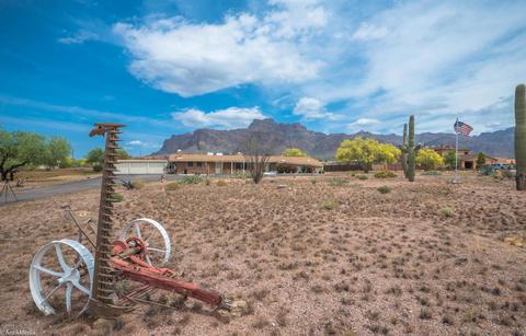 5460 E 10th Ave, Apache Junction, AZ 85119 photo 2