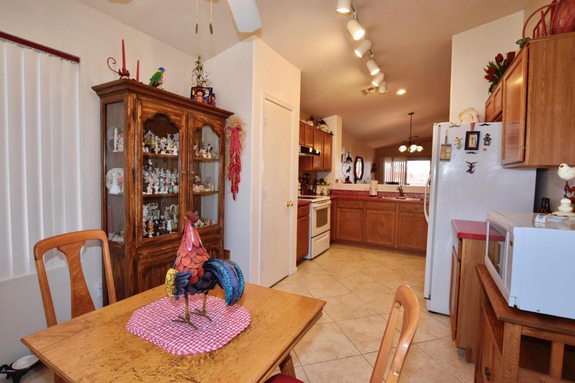 1411 W Mesquite Ave, Apache Junction, AZ 85120 photo 3