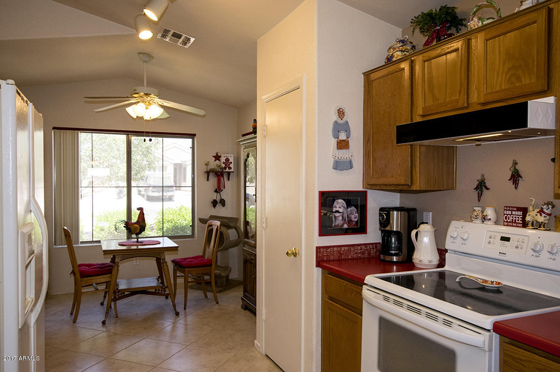 1411 W Mesquite Ave, Apache Junction, AZ 85120 photo 4