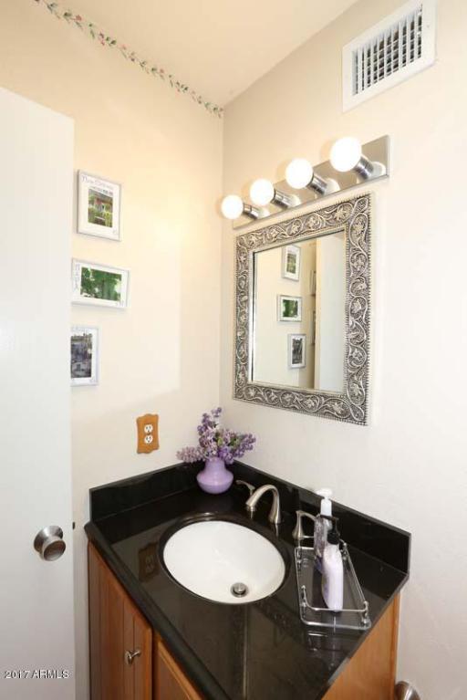 2419 E Turquoise Dr, Phoenix, AZ 85028 photo 18