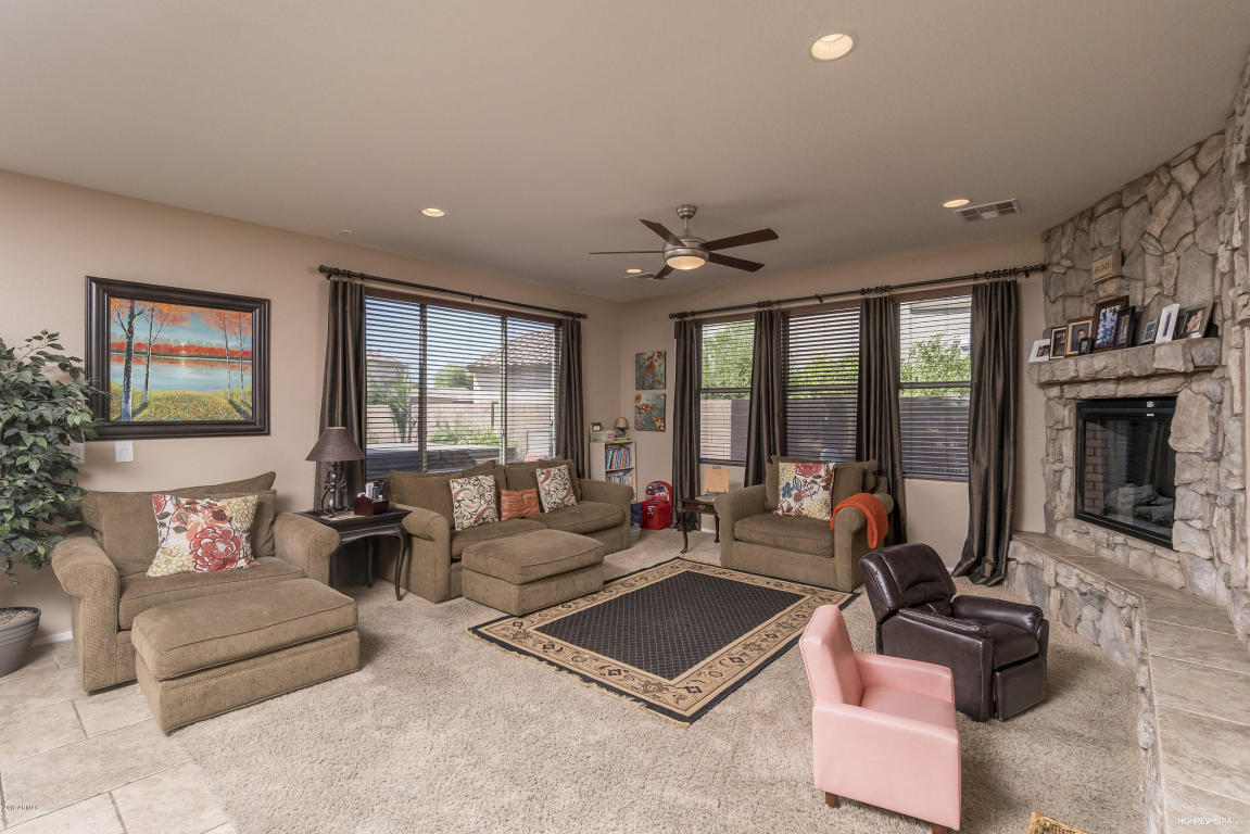2768 E Del Rio St, Gilbert, AZ 85295 photo 6