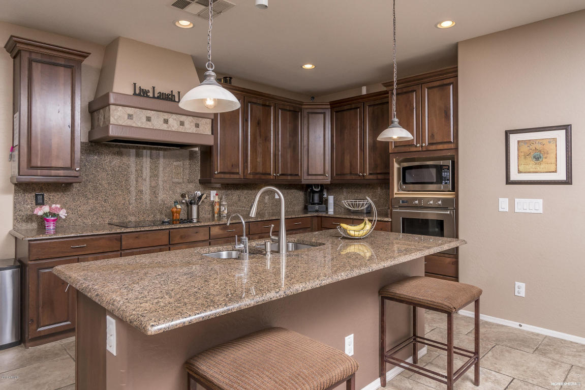 2768 E Del Rio St, Gilbert, AZ 85295 photo 4
