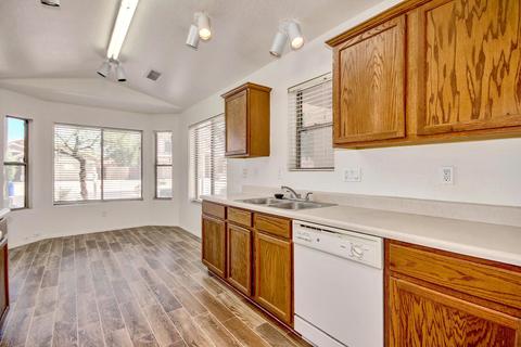 10259 E Knowles Ave, Mesa, AZ 85209 photo 7