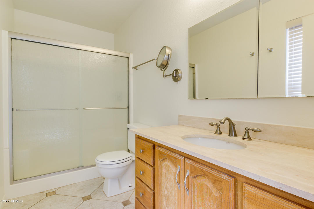 844 E Hope St, Mesa, AZ 85203 photo 17