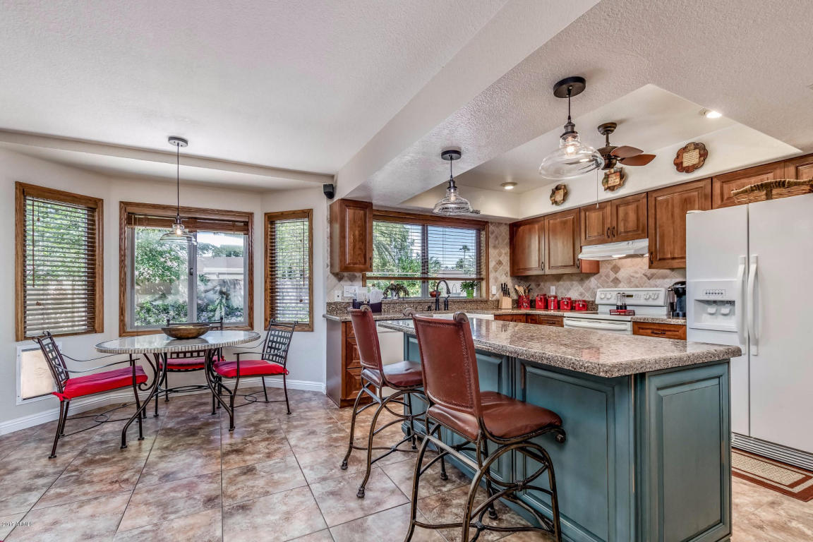 4425 E Beverly Ln, Phoenix, AZ 85032 photo 10
