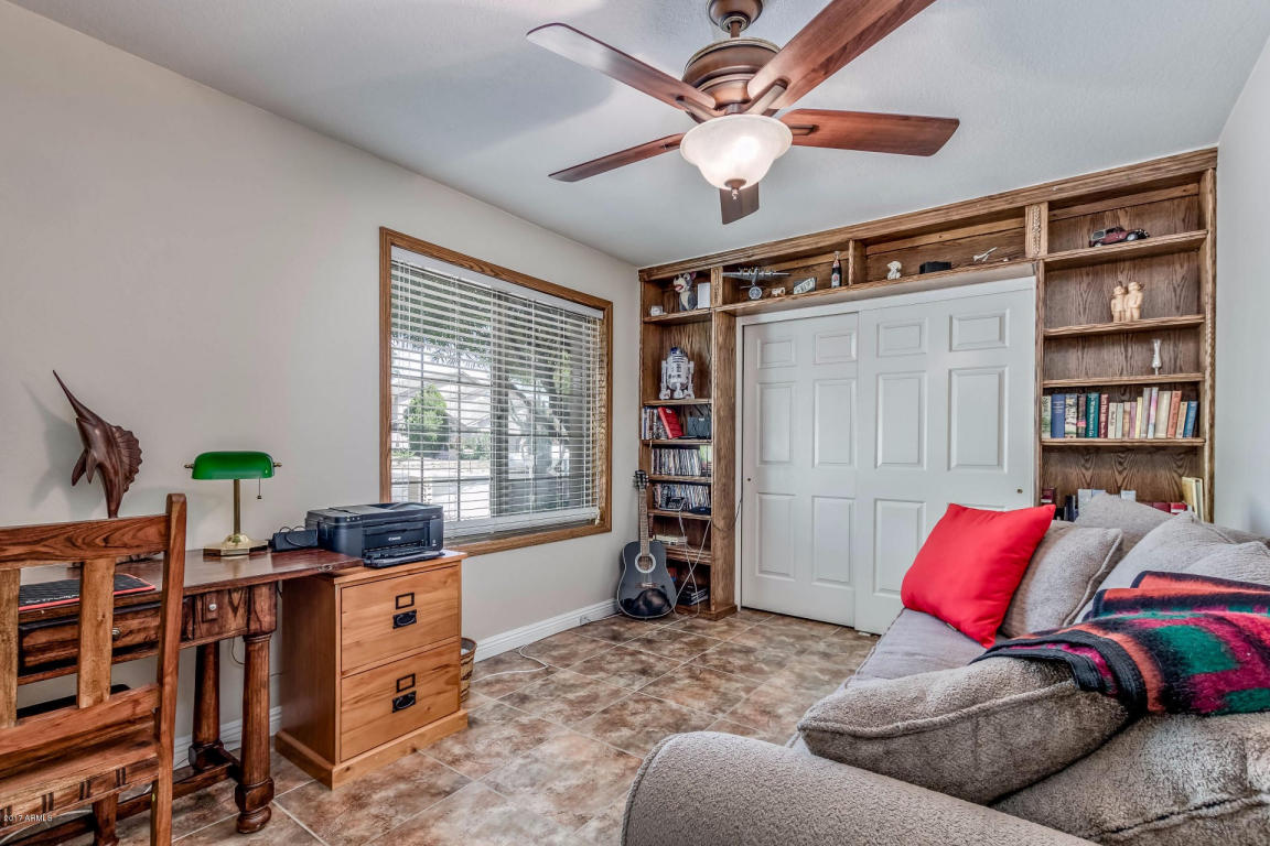 4425 E Beverly Ln, Phoenix, AZ 85032 photo 17