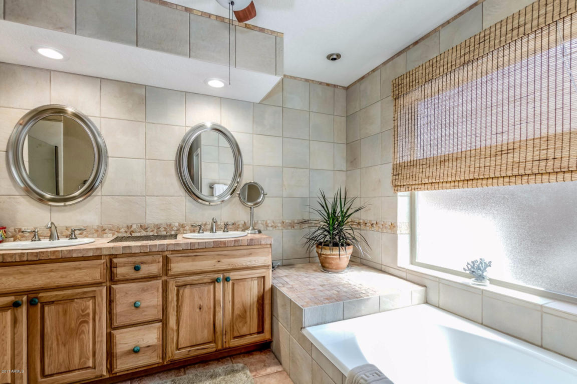4425 E Beverly Ln, Phoenix, AZ 85032 photo 15
