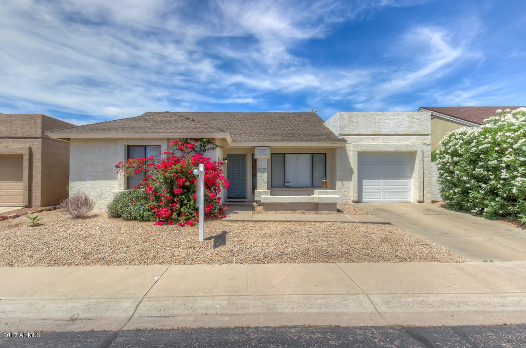 1018 E Bluefield Ave, Phoenix, AZ 85022 photo 1