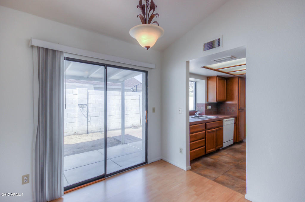 1018 E Bluefield Ave, Phoenix, AZ 85022 photo 9