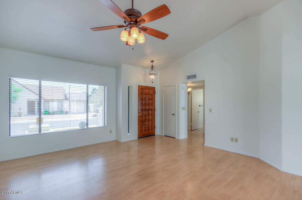 1018 E Bluefield Ave, Phoenix, AZ 85022 photo 8