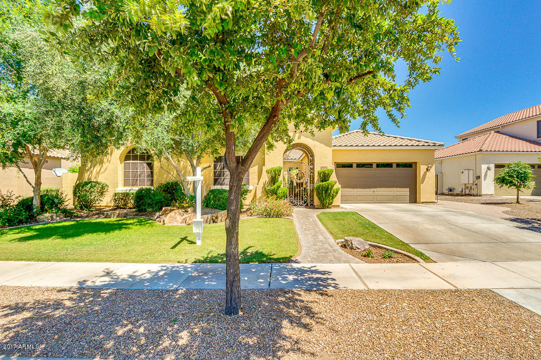 3102 E Powell Way, Gilbert, AZ 85298 photo 2
