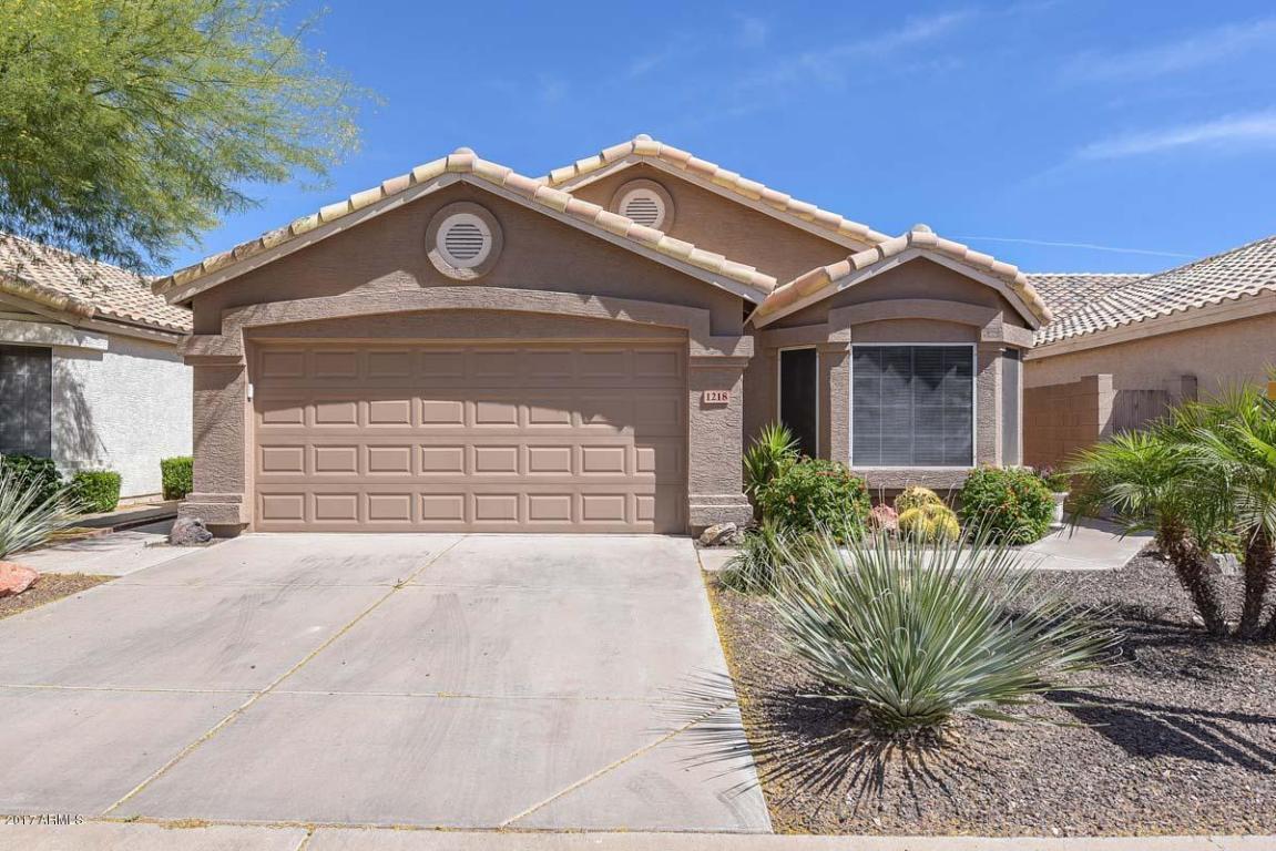 1218 E Michelle Dr, Phoenix, AZ 85022 photo 1