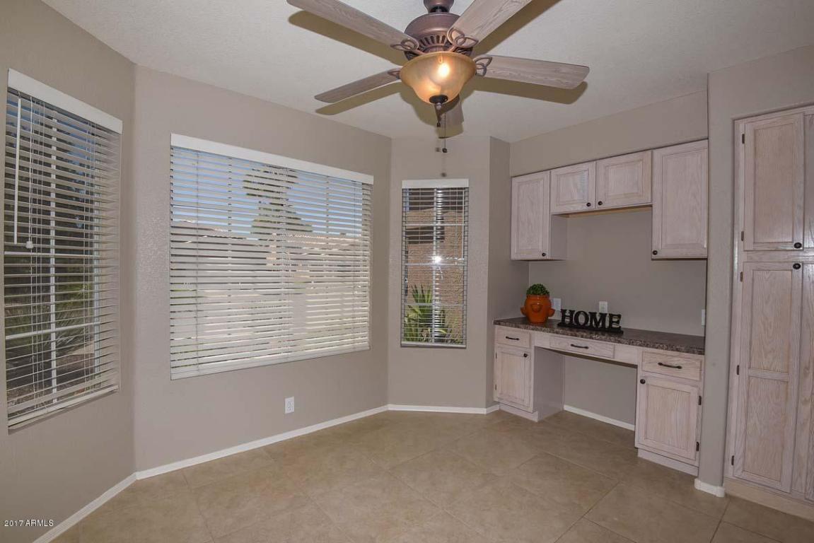 1218 E Michelle Dr, Phoenix, AZ 85022 photo 3