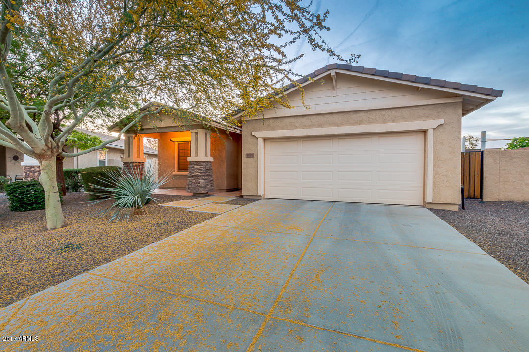 4046 E Clubview Ct, Gilbert, AZ 85298 photo 2