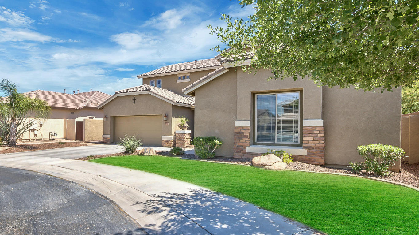 3585 E Riopelle Ct, Gilbert, AZ 85298 photo 4