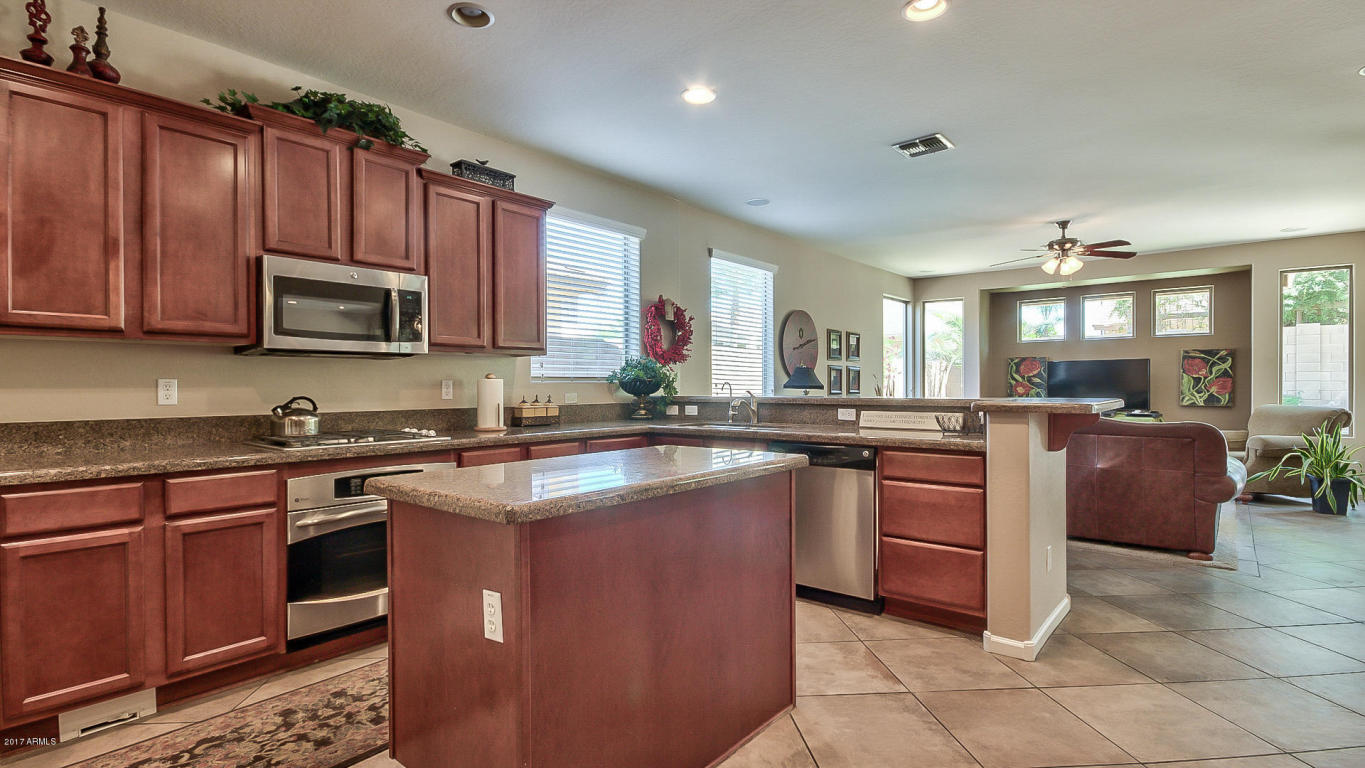 3585 E Riopelle Ct, Gilbert, AZ 85298 photo 16