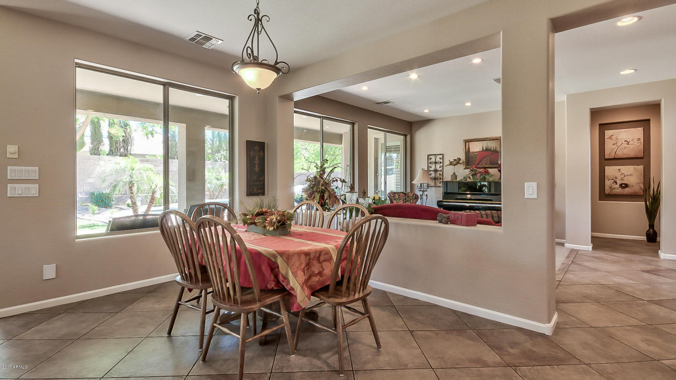 3585 E Riopelle Ct, Gilbert, AZ 85298 photo 9