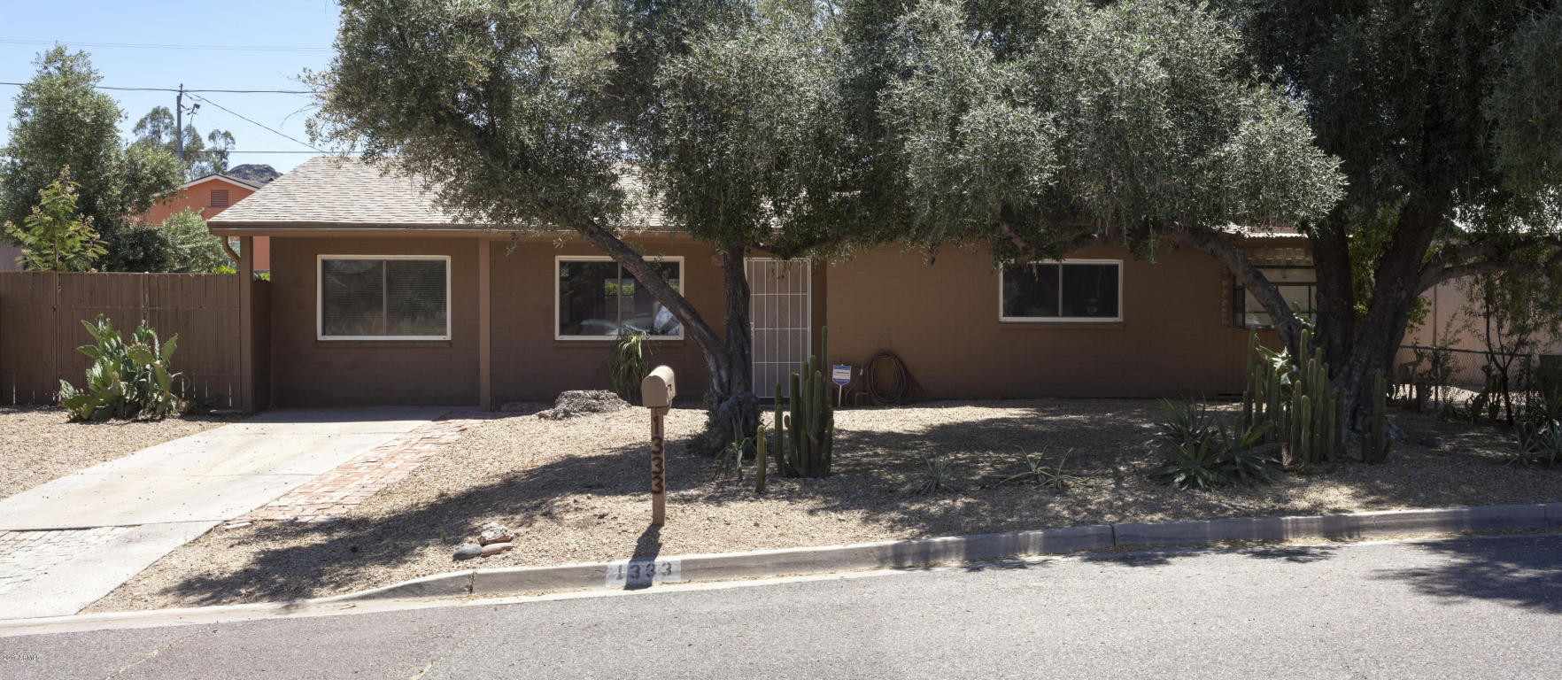 1333 E Becker Ln, Phoenix, AZ 85020 photo 27