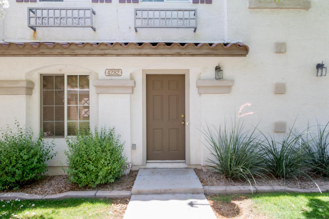4282 E Jasper Dr, Gilbert, AZ 85296 photo 2