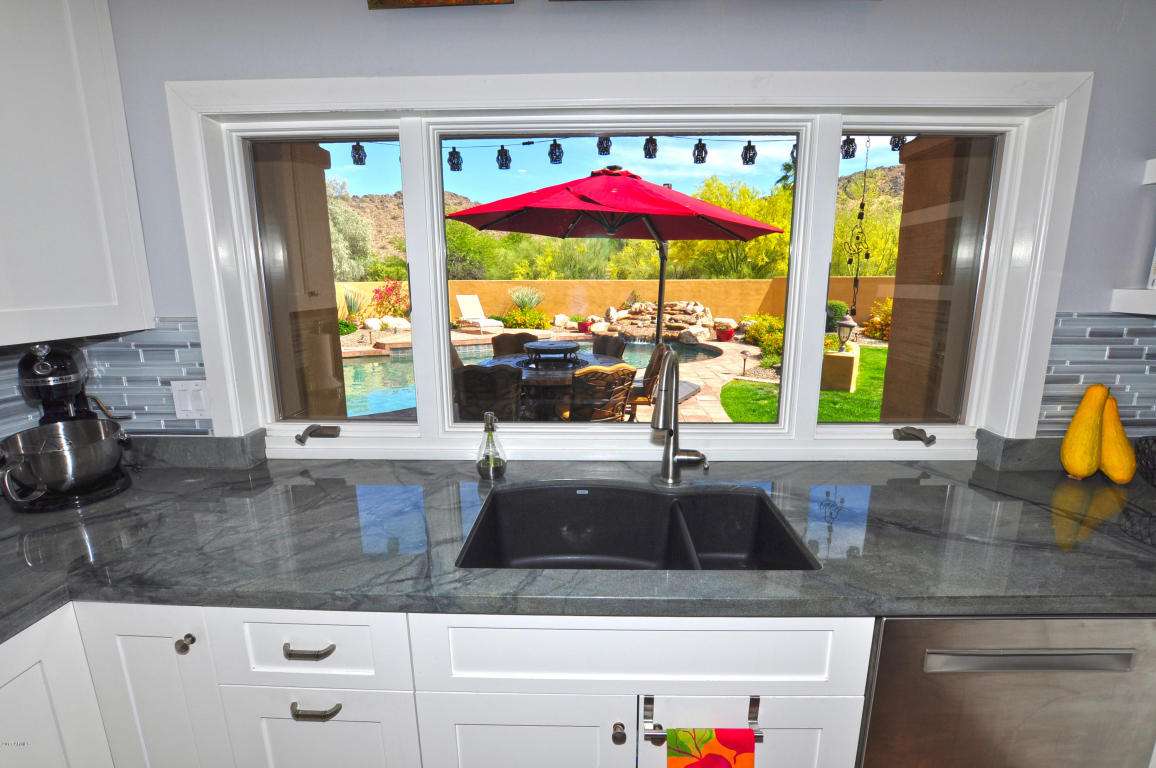 4201 E Vogel Ave, Phoenix, AZ 85028 photo 4