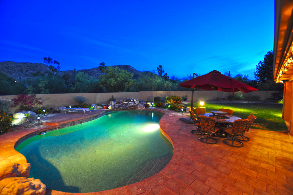 4201 E Vogel Ave, Phoenix, AZ 85028 photo 2