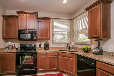 3859 Edna Dr, Gilbert, AZ 85296 photo 12