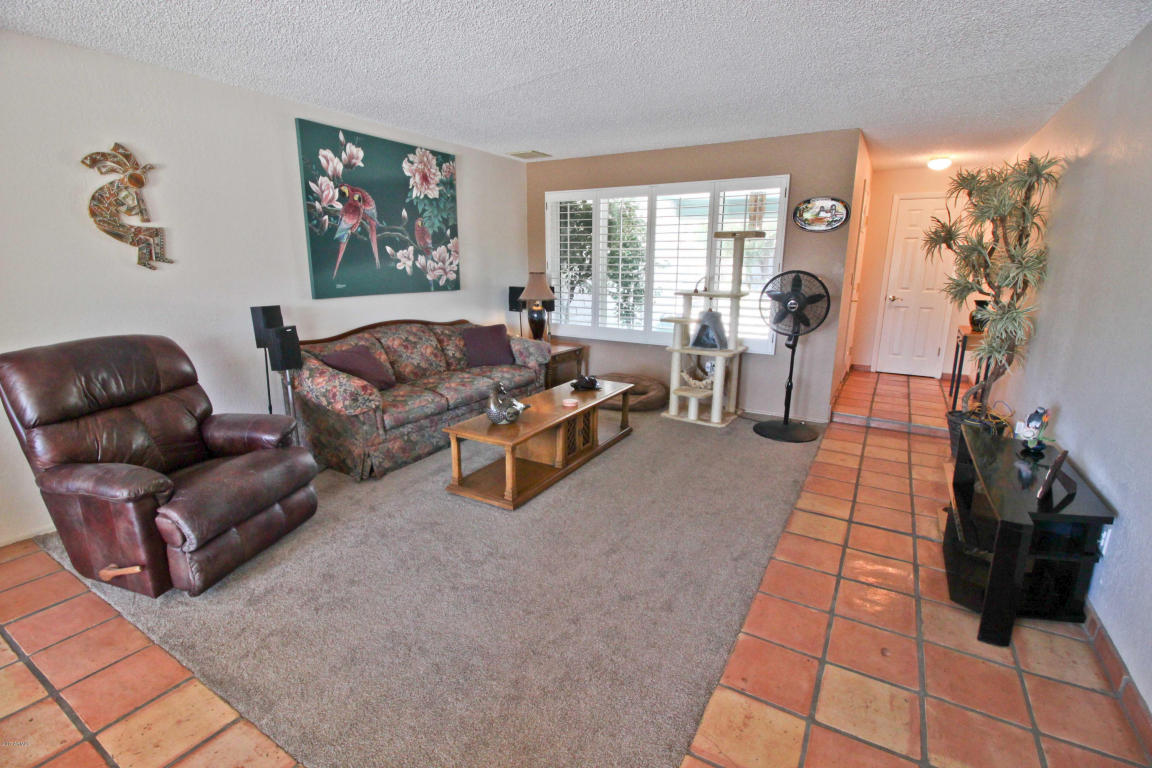613 E Muriel Dr, Phoenix, AZ 85022 photo 4