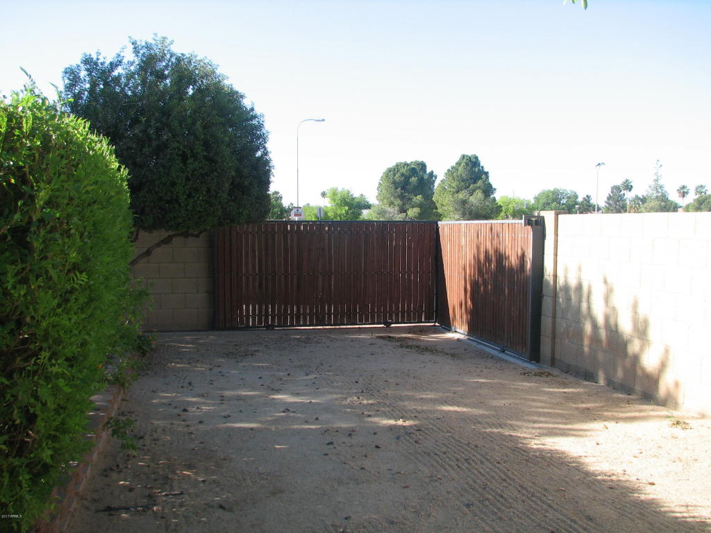 1301 E Dava Dr, Tempe, AZ 85283 photo 4