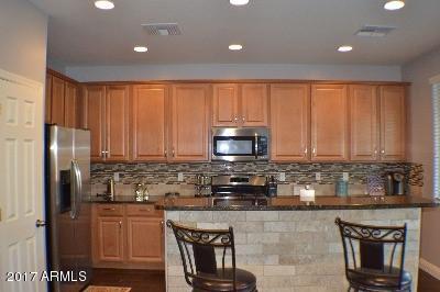 879 Euclid Ave, Gilbert, AZ 85297 photo 3