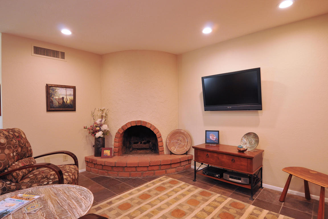 3702 E Garden Dr, Phoenix, AZ 85028 photo 14
