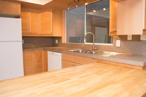 5229 E Tamblo Dr, Phoenix, AZ 85044 photo 3