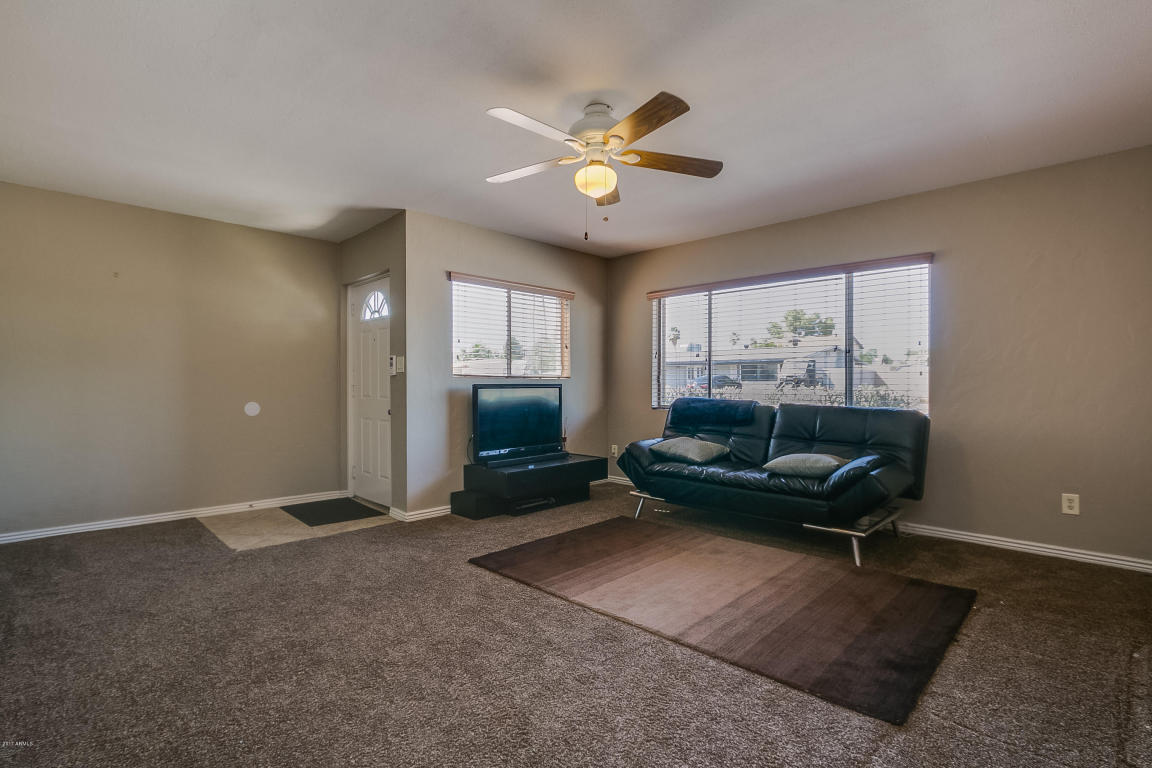 3033 E Windrose Dr, Phoenix, AZ 85032 photo 2