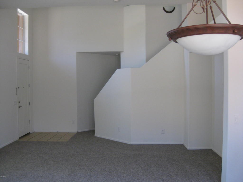 3827 E Pollack St, Phoenix, AZ 85042 photo 9