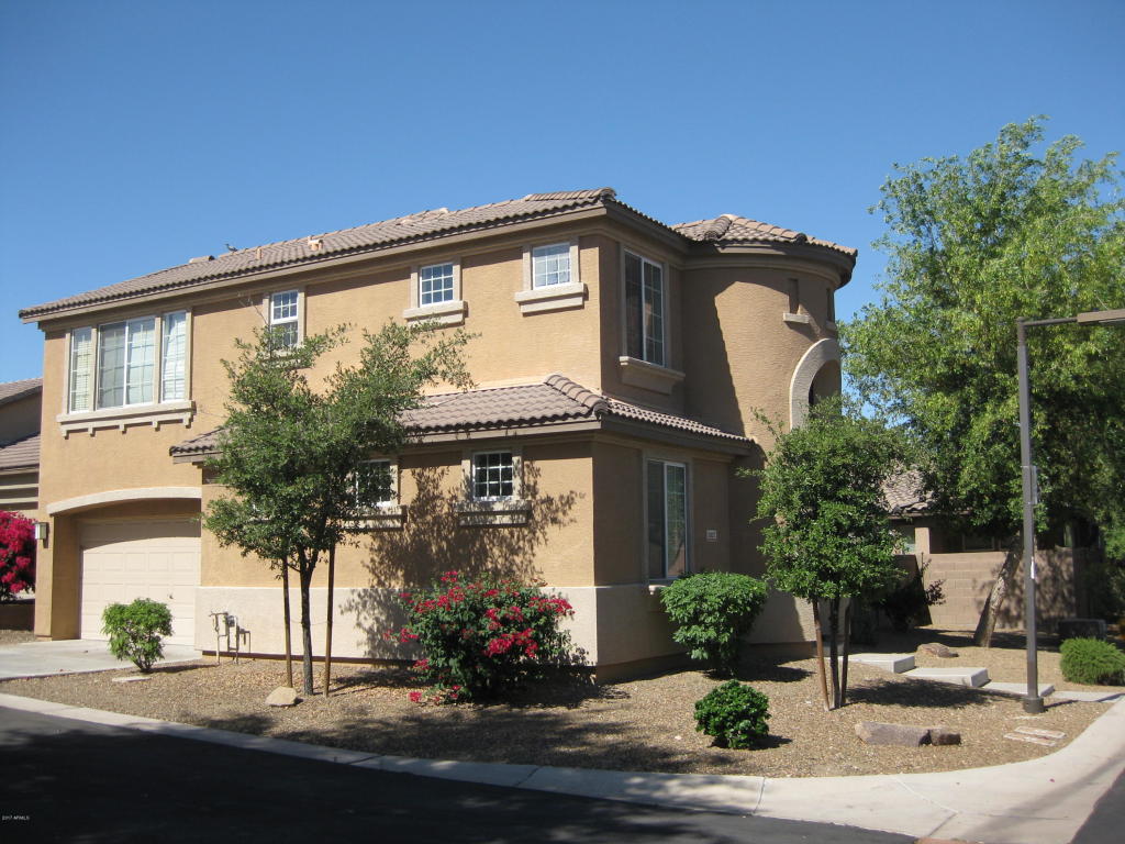 3827 E Pollack St, Phoenix, AZ 85042 photo 2