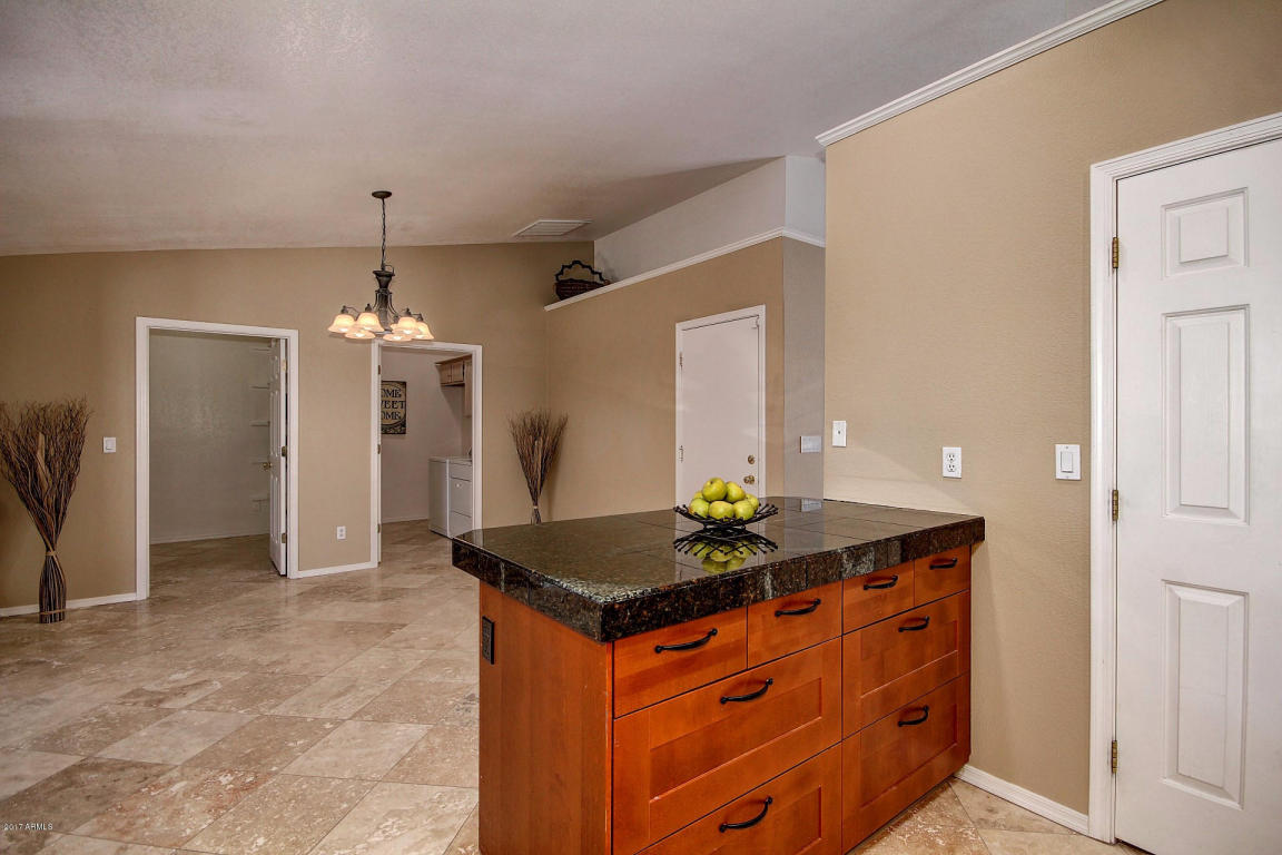 8147 E Casper St, Mesa, AZ 85207 photo 8