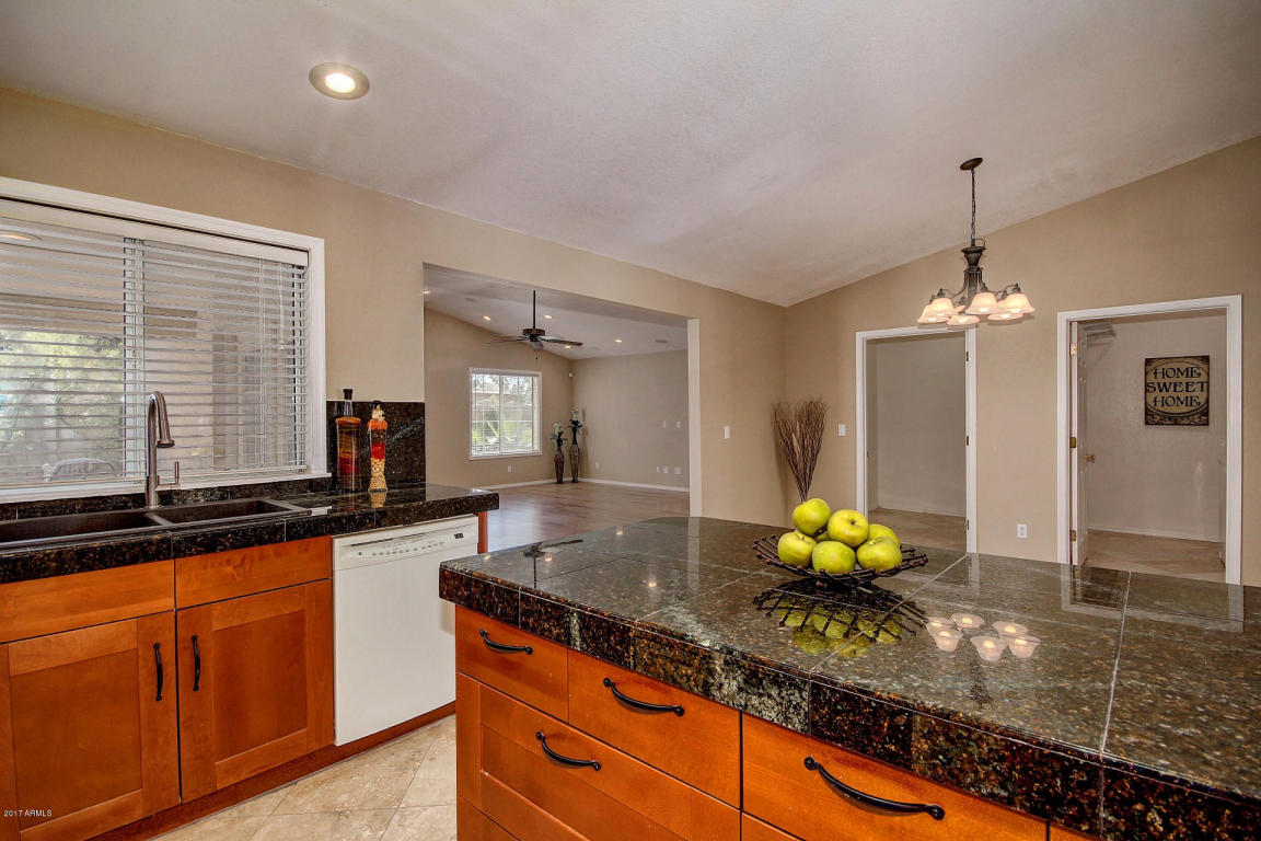 8147 E Casper St, Mesa, AZ 85207 photo 7