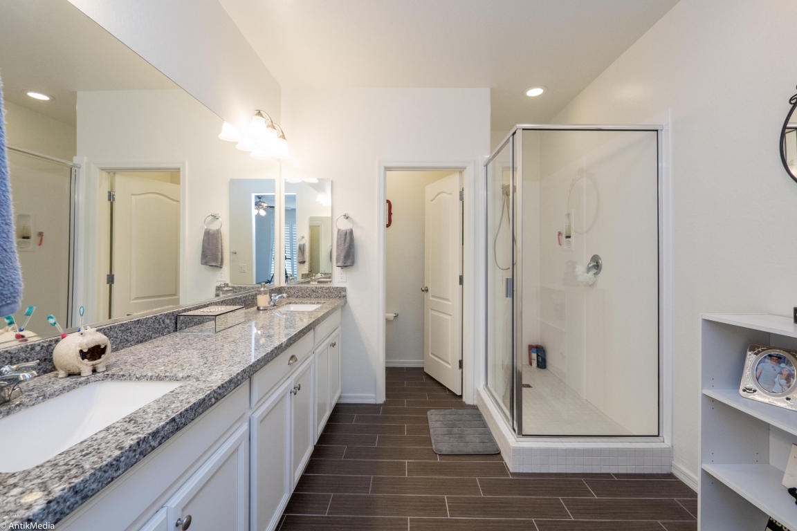 4245 E Toledo St, Gilbert, AZ 85295 photo 8