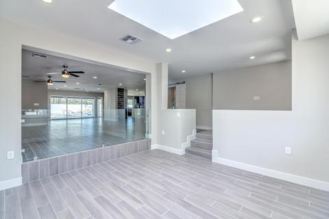 5918 N 45th St, Phoenix, AZ 85018 photo 2