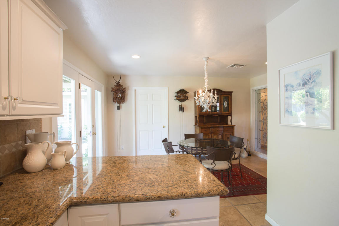 110 W Lawrence Rd, Phoenix, AZ 85013 photo 13