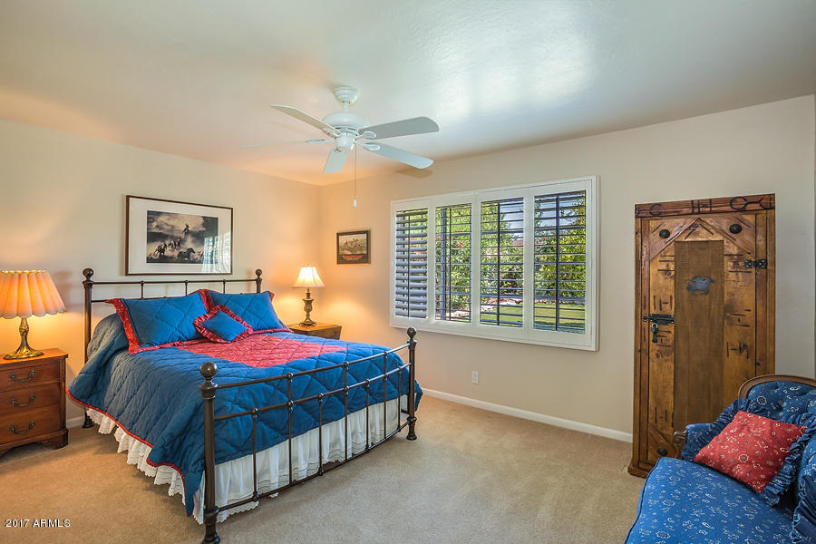 110 W Lawrence Rd, Phoenix, AZ 85013 photo 27