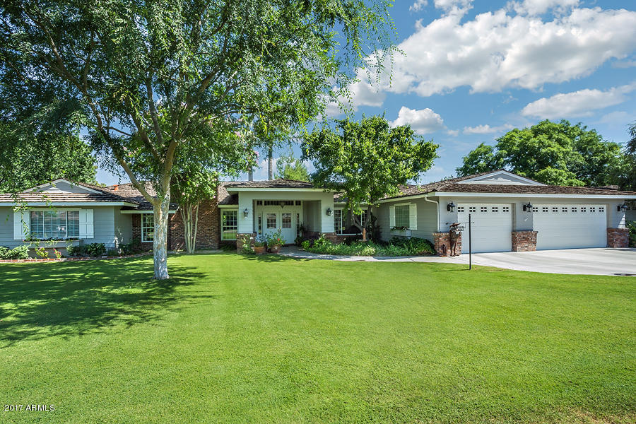 110 W Lawrence Rd, Phoenix, AZ 85013 photo 1