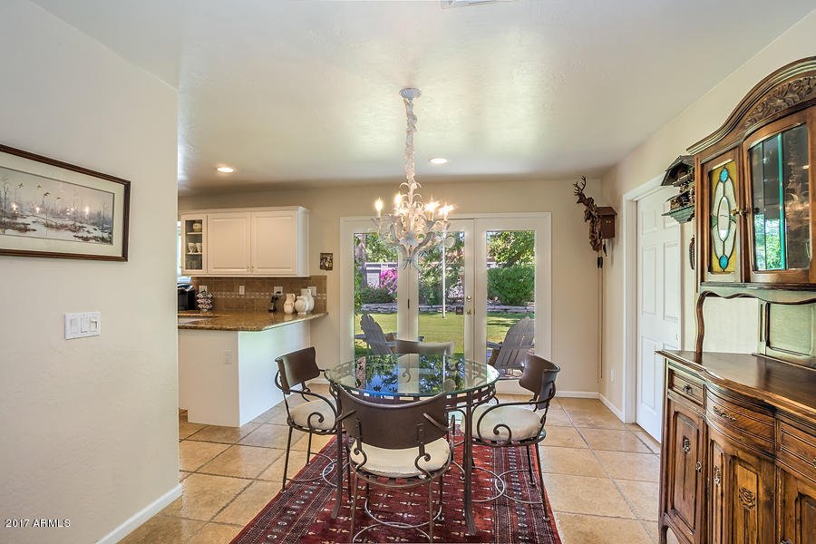 110 W Lawrence Rd, Phoenix, AZ 85013 photo 14