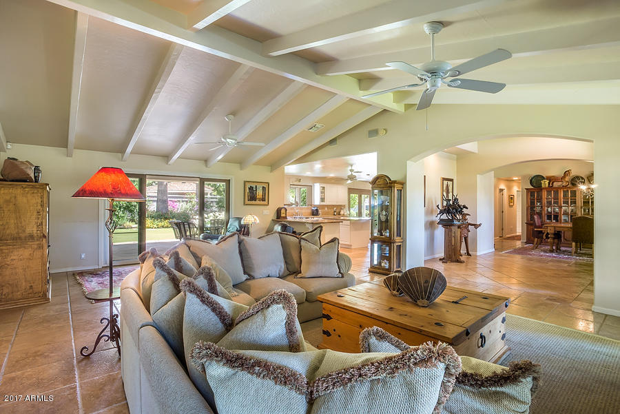 110 W Lawrence Rd, Phoenix, AZ 85013 photo 6