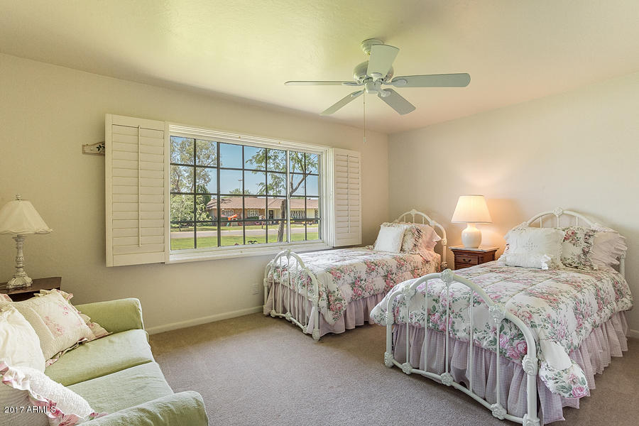110 W Lawrence Rd, Phoenix, AZ 85013 photo 28