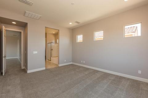 996 E Knightsbridge Way, Gilbert, AZ 85297 photo 11