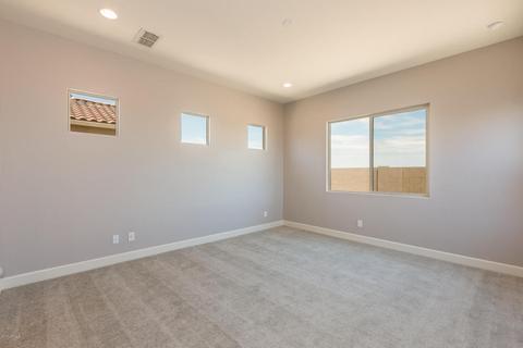 996 E Knightsbridge Way, Gilbert, AZ 85297 photo 12