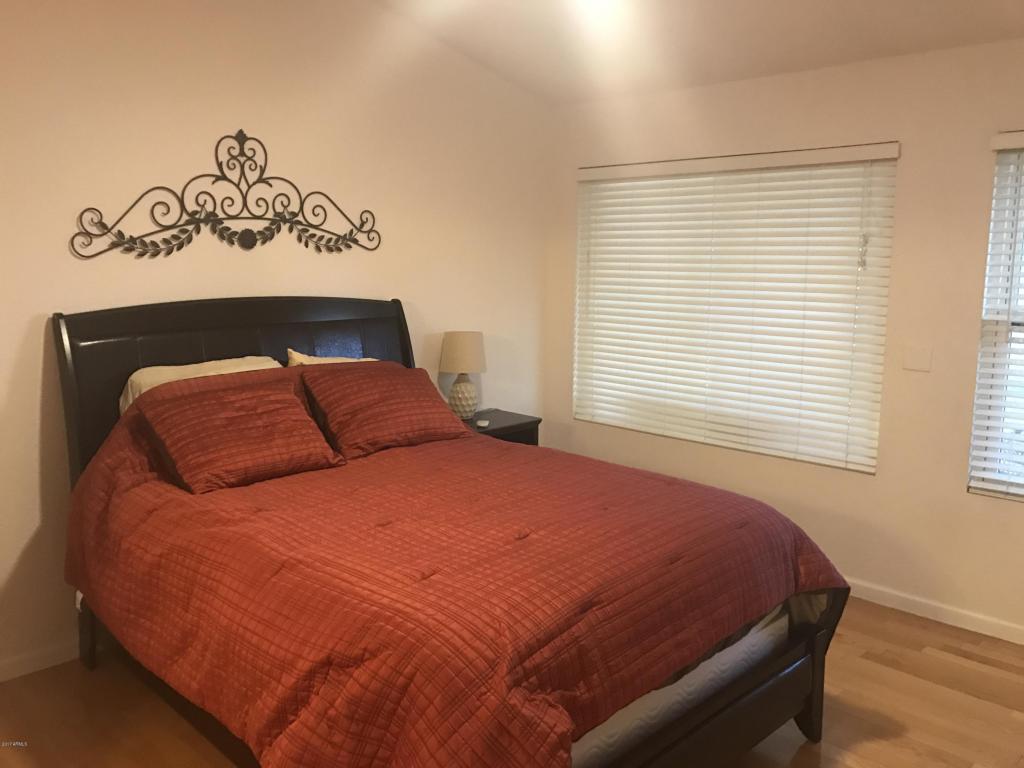3538 E Tonto Ln, Phoenix, AZ 85050 photo 3