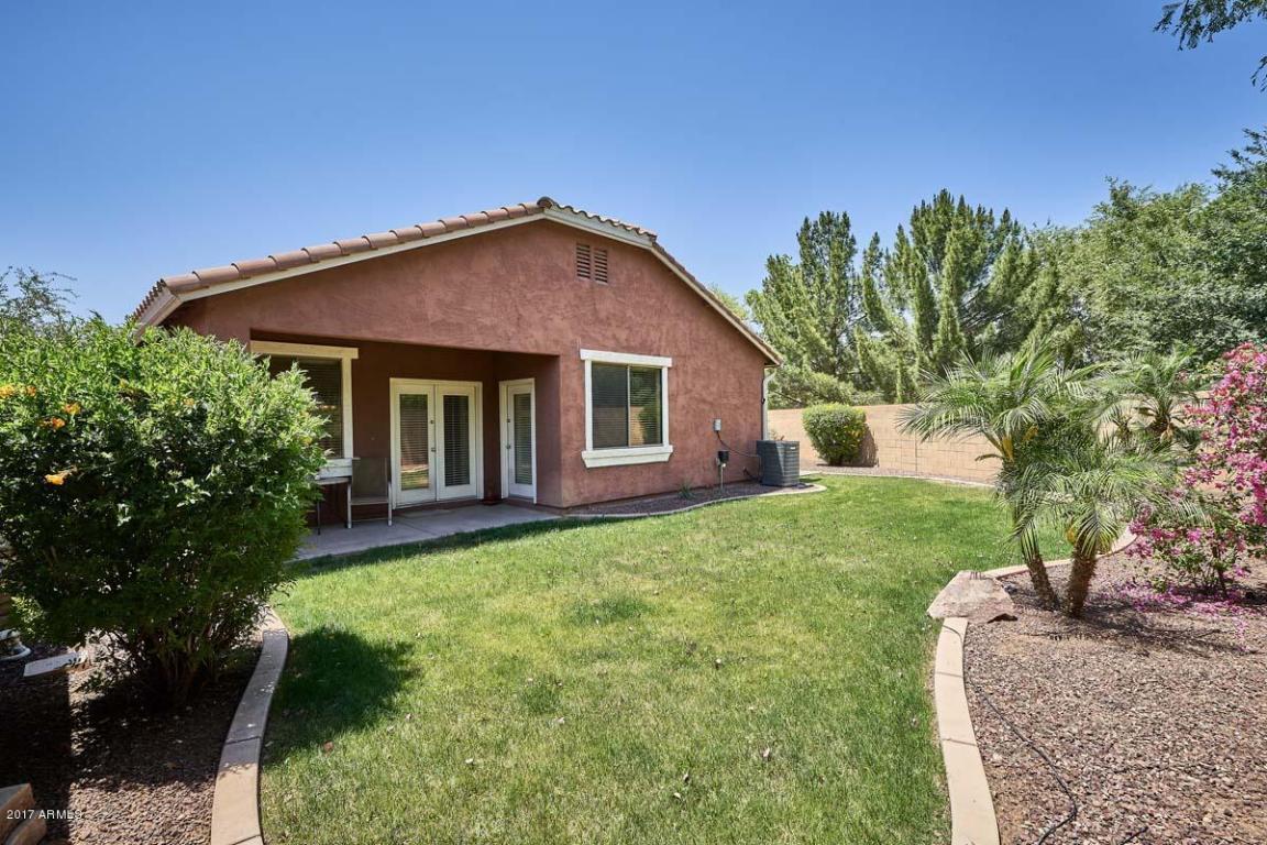 1028 E Cantebria Dr, Gilbert, AZ 85296 photo 17