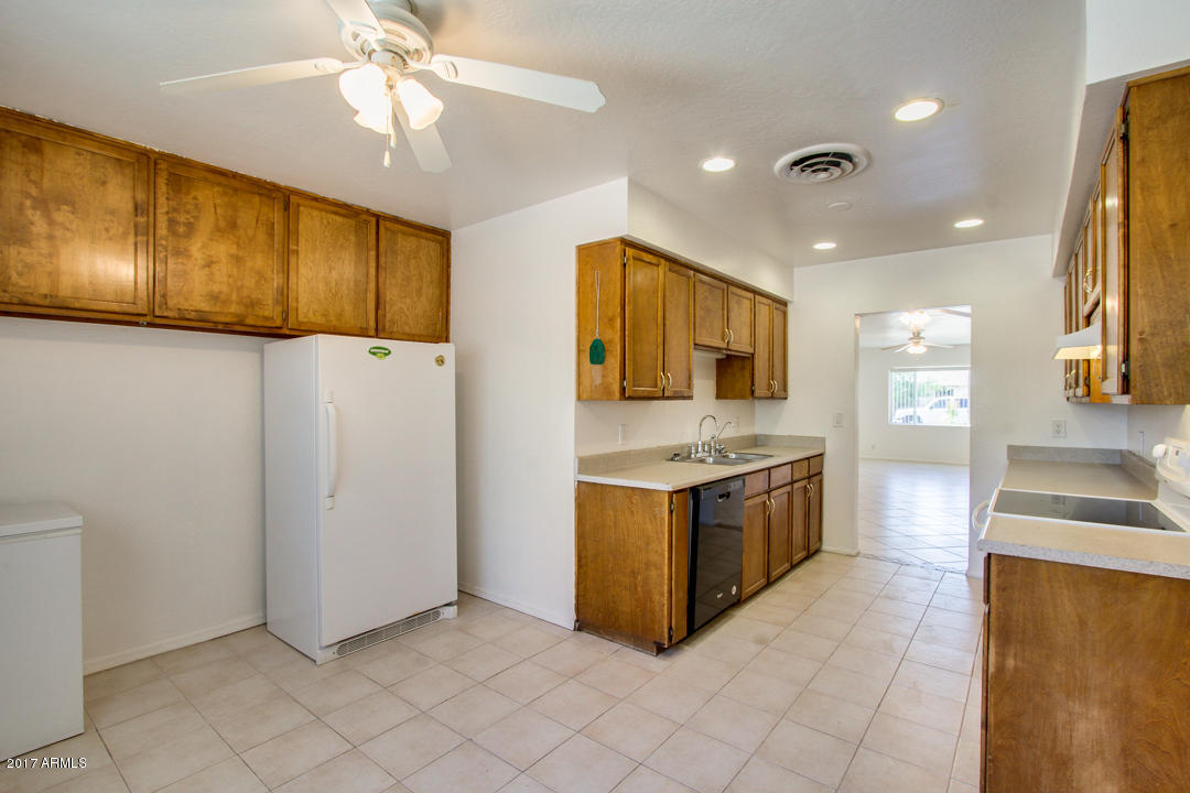1742 E 1st Pl, Mesa, AZ 85203 photo 12